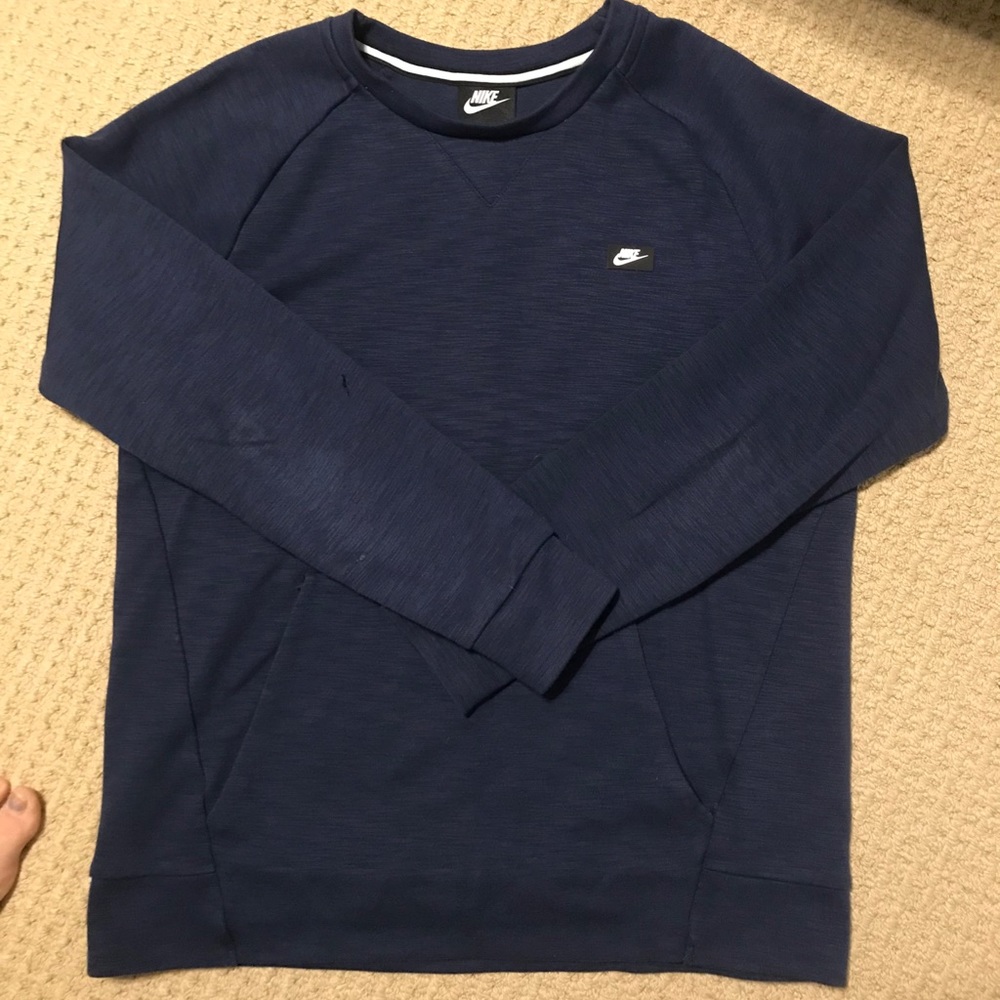Nike men’s crewneck sweatshirt